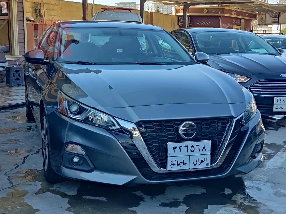 نیسان ئەلتیما